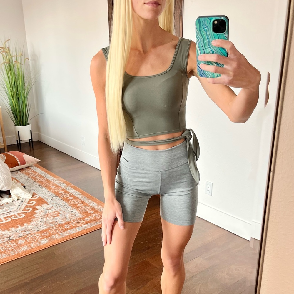 lululemon athletica Olive Green Wrap Crop Tank Top